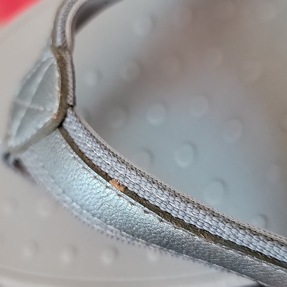 Vionic Silver Orthotic Platform Flip Flops Women's size 10 - Picture 6 of 6